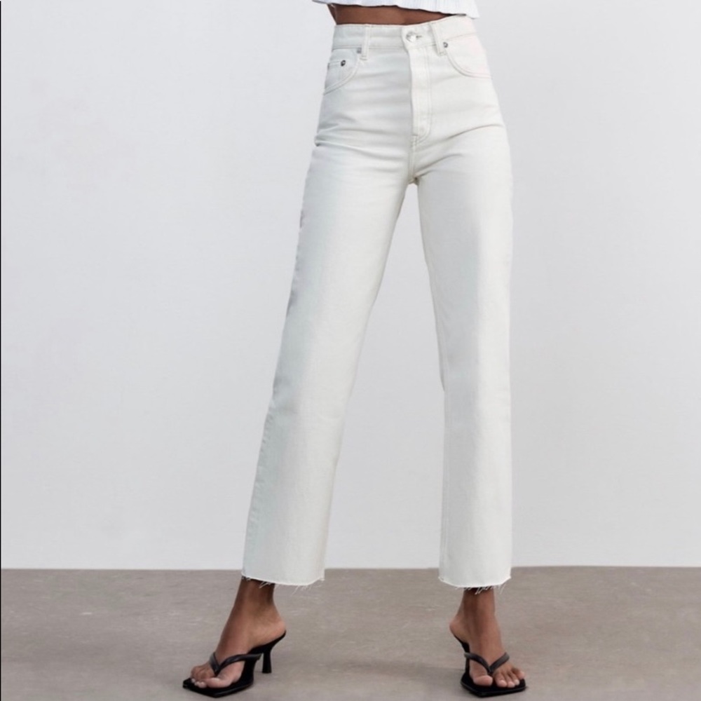 Zara High Rise Straight Leg Jeans Ecru